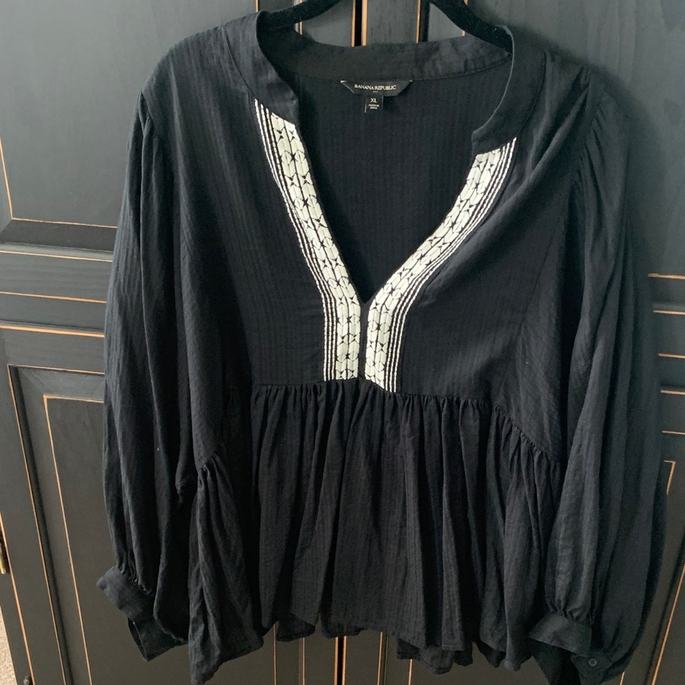 Banana Republic Black Top with White Accents